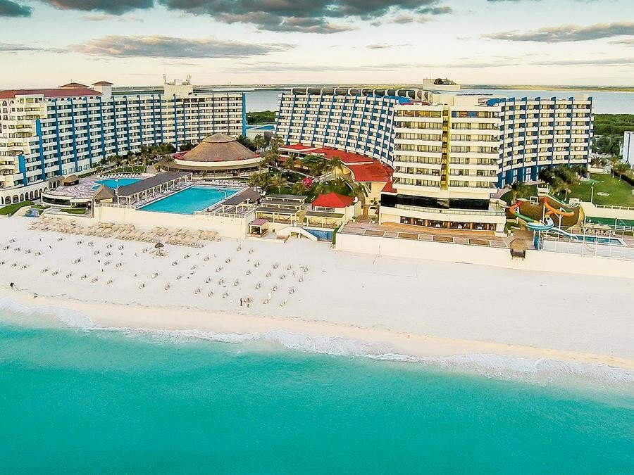 crown paradise club cancun holidays